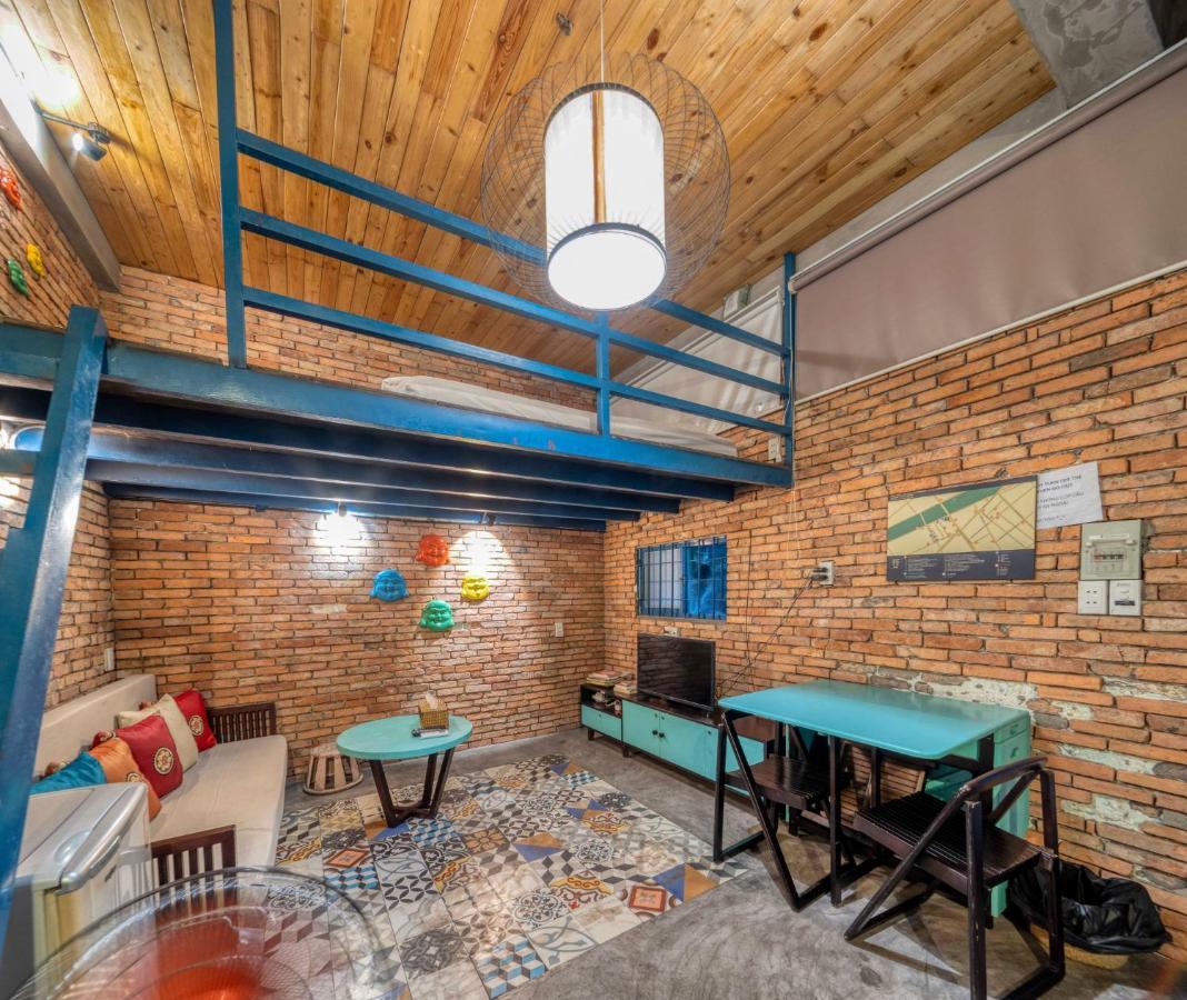 Stay&Chill - S.1: Ancient Studio Nearby Bui Vien Хошимін Екстер'єр фото